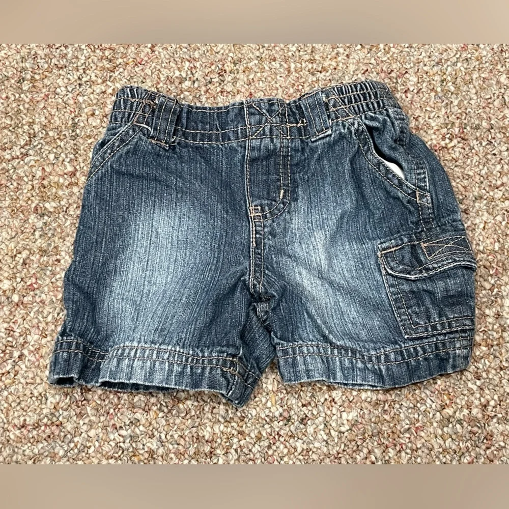 🌼4/$25🌼 Baby 9 Month Mixed Top & Shorts Bundle